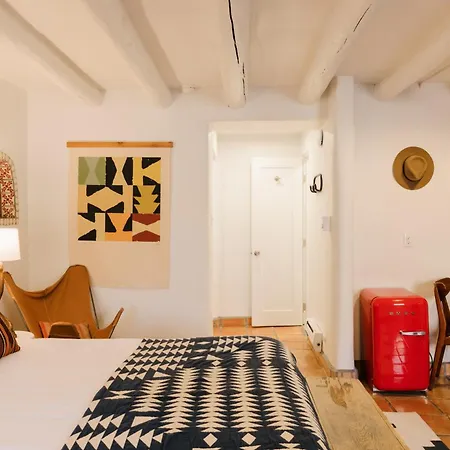 Pueblo Bonito Inn Santa Fe