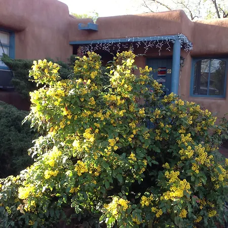 Pueblo Bonito Inn