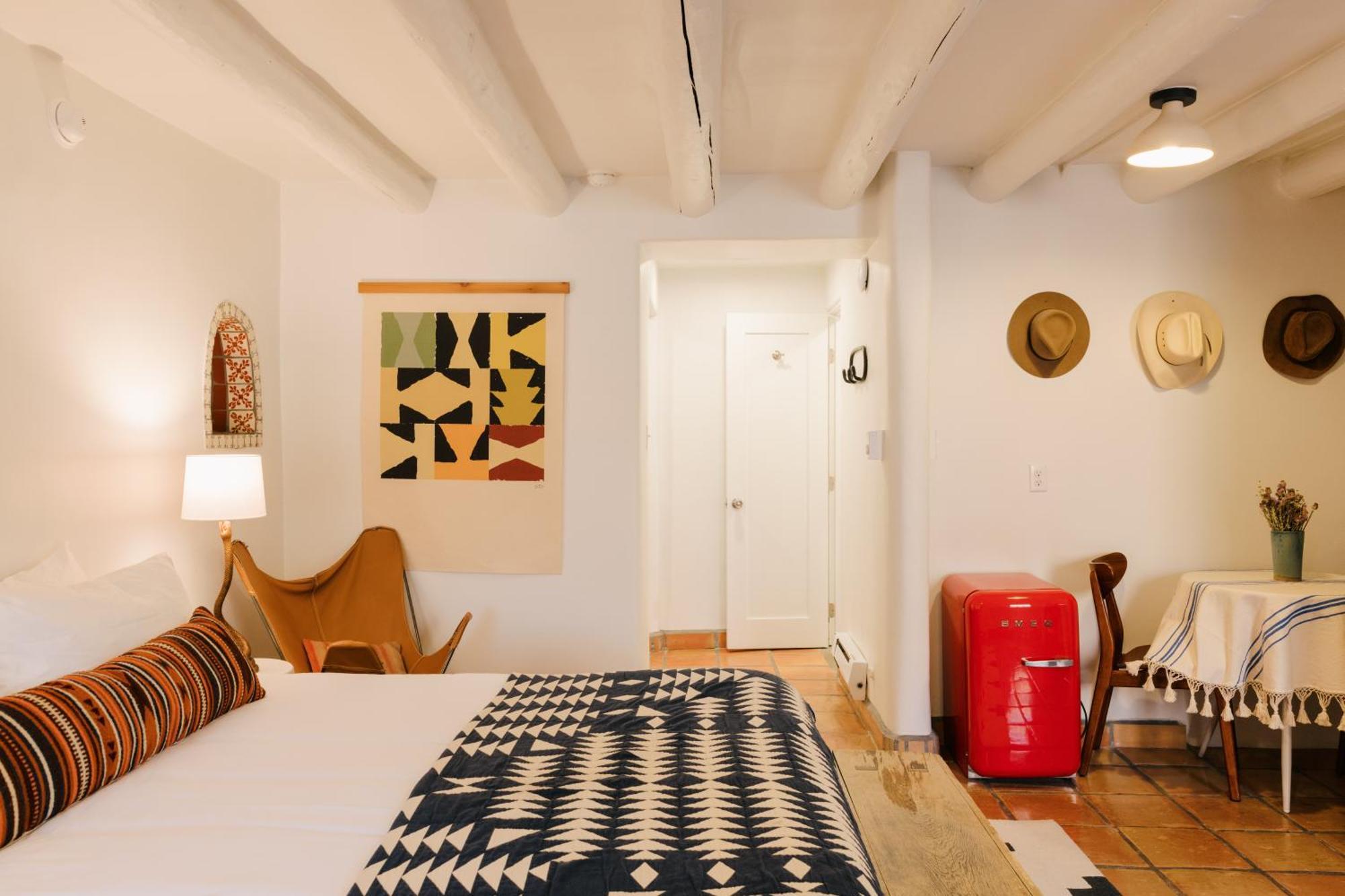 Pueblo Bonito Inn Santa Fe