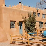 Pueblo Bonito Inn Santa Fe