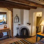 Pueblo Bonito Inn
